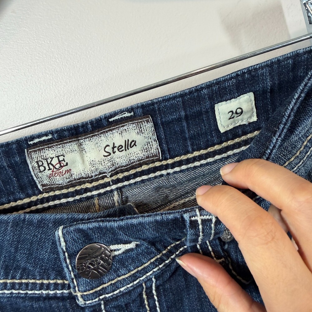BKE Stella Dark Wash Denim Jeans Size 29 White Stitching Low Rise Y2K Buckle - Picture 2 of 10